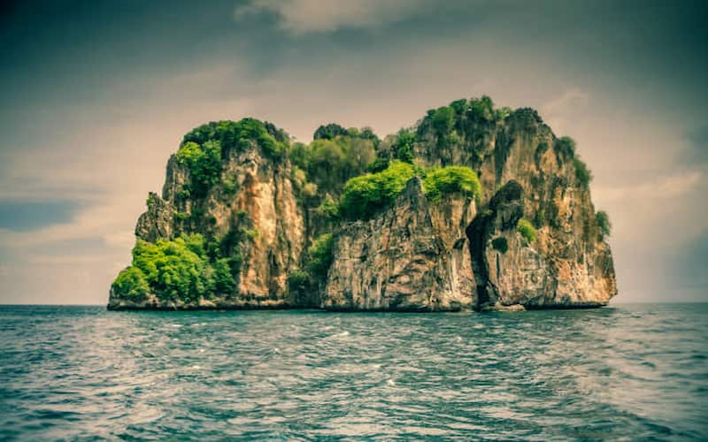 Phuket Krabi Monsoon Travel Guide