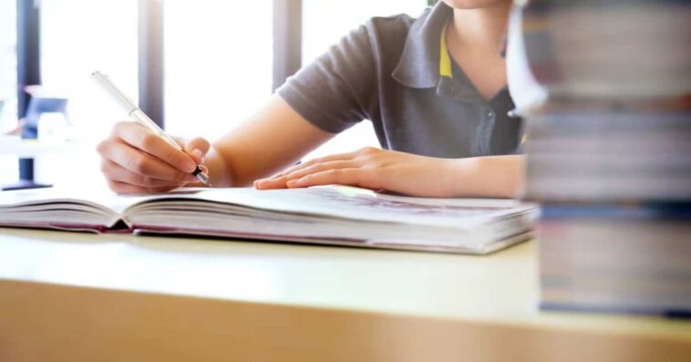 Tips for government exam aspirants to maintain focus