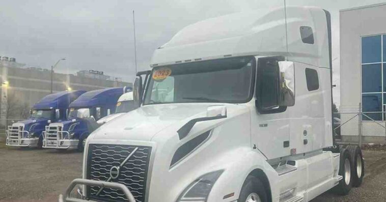 Volvo Used Trucks for Sales in Mississauga