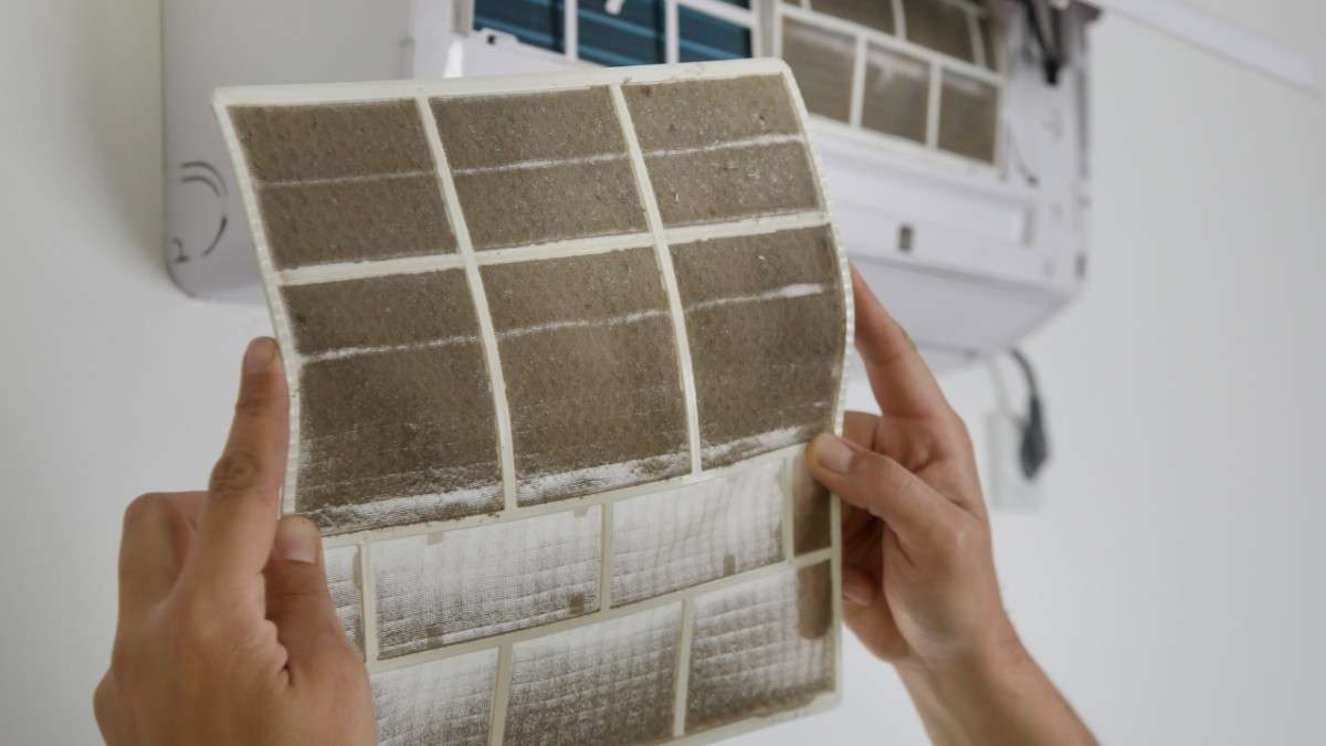 What does a dirty vent look like?