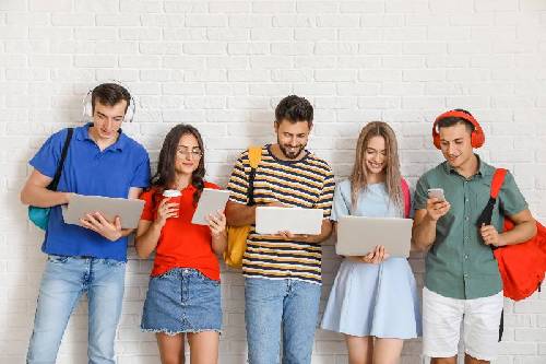 Benefits of Joining an Online Study Group for Students