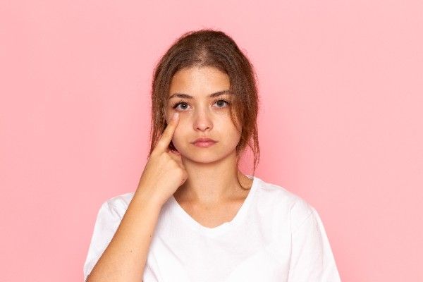 How to Reduce Dark Circles: Dermatologist’s Guide