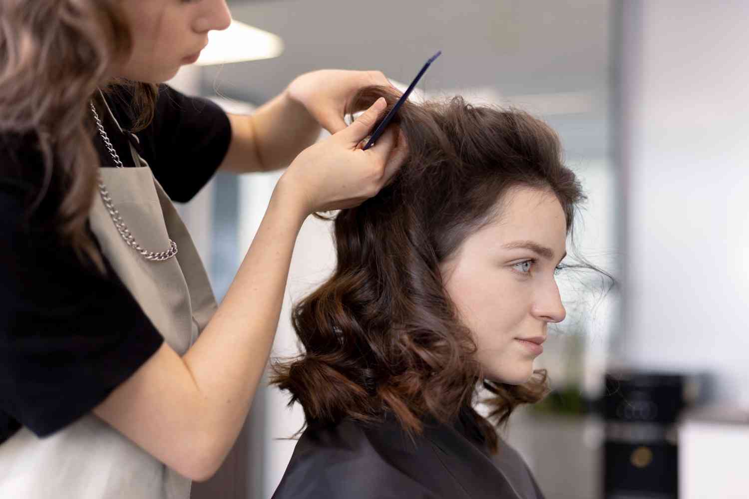 Hairstyling Burlington: Training Hub on the Rise