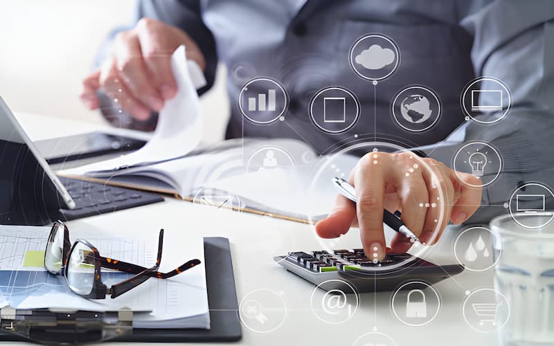 How Riyadh Companies Track Payments Digitally