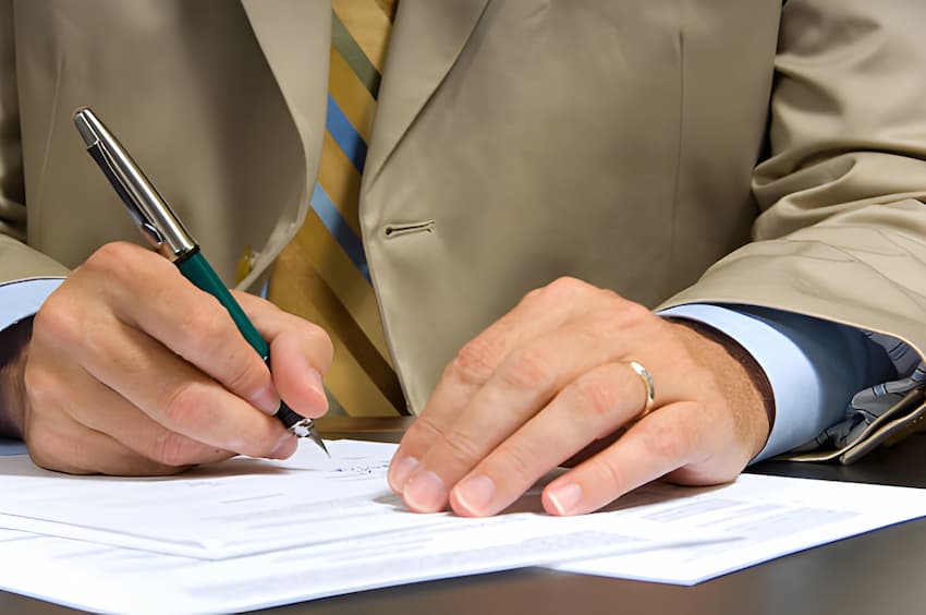 Commercial Attestation Dubai for Business Legitimacy