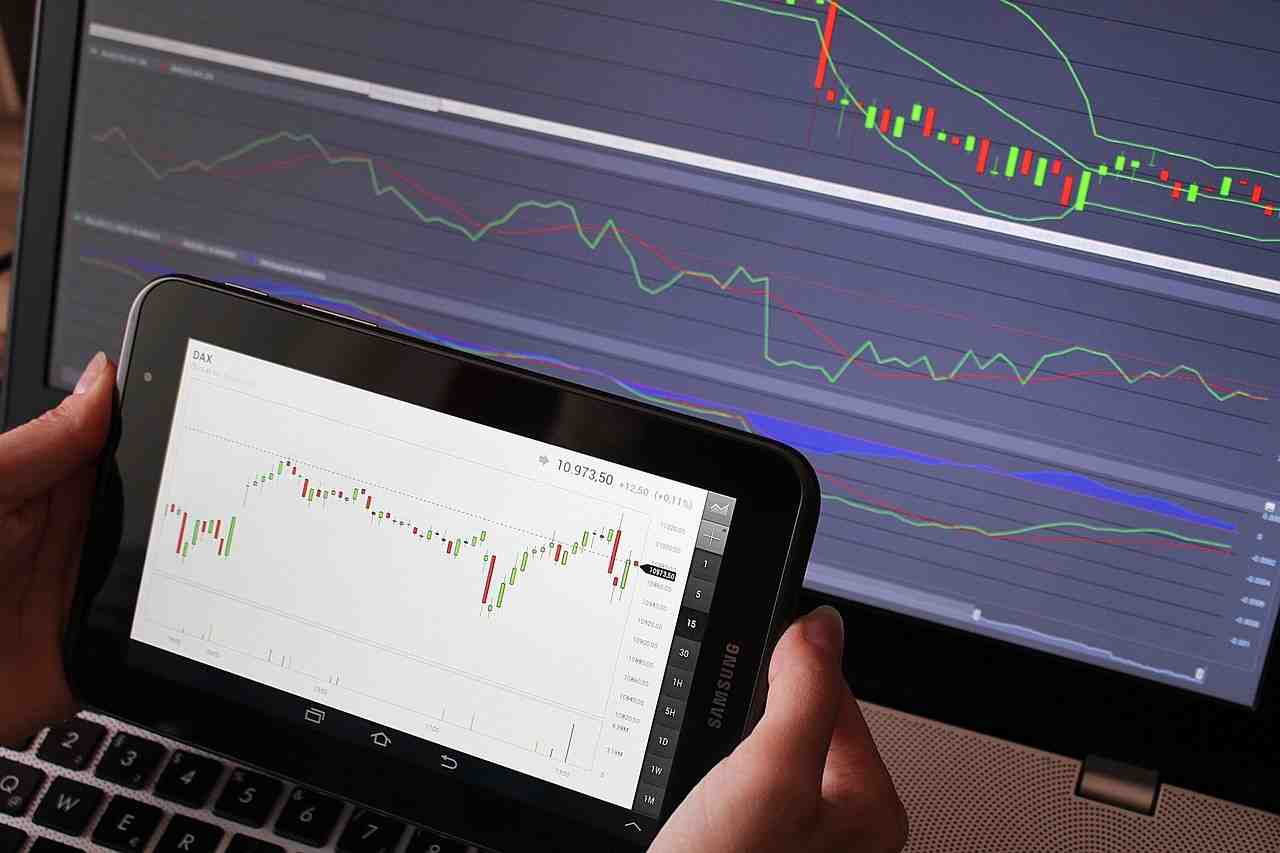 IPO Grey Market Premiums and Investor Psychology