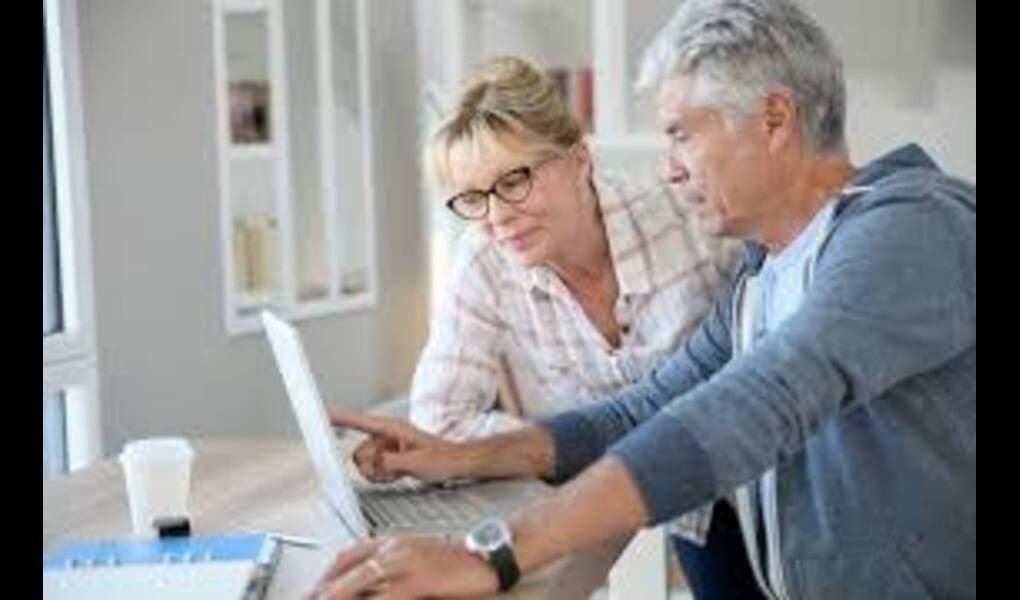 Simple Work-from-Home Ideas for Retired Seniors